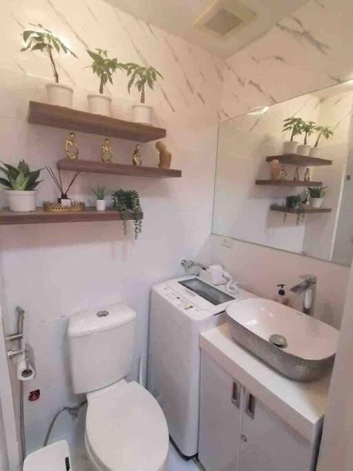 Cozy Studio Unit At Sun Residences Quezon City Exterior foto