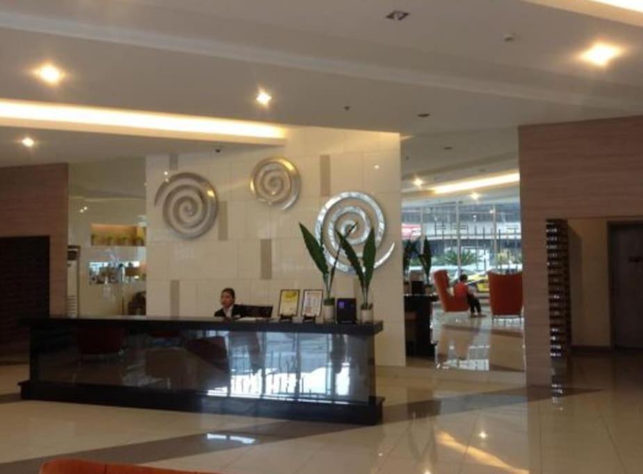 Cozy Studio Unit At Sun Residences Quezon City Exterior foto